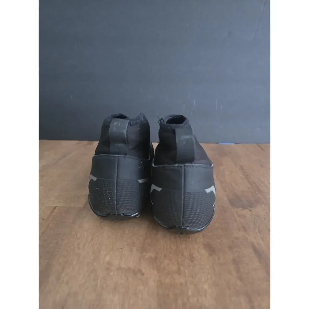 Nike missing laces